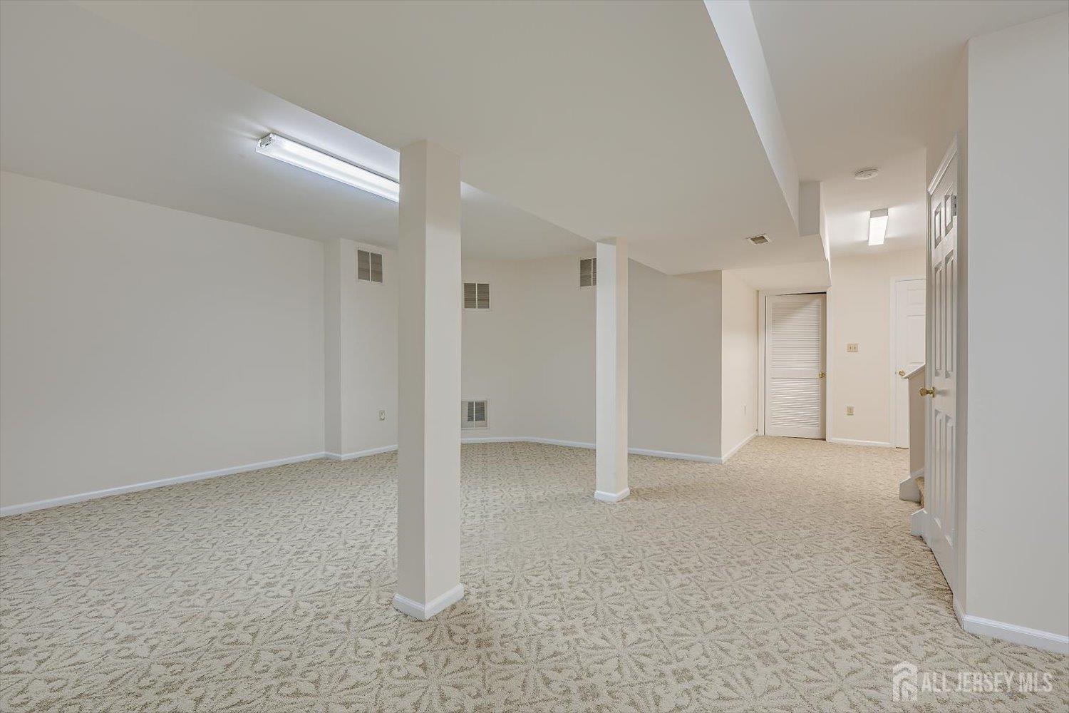 15 Allison Court South Brunswick NJ 08852
