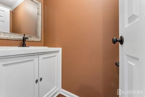 82 Bayberry Drive Franklin Twsp NJ 08873