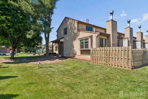 82 Bayberry Drive Franklin Twsp NJ 08873