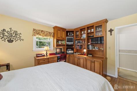 7 Dellview Drive Edison NJ 08820