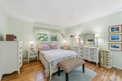 7 Dellview Drive Edison NJ 08820