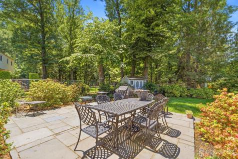 7 Dellview Drive Edison NJ 08820