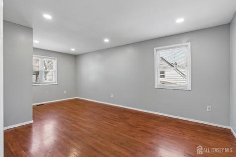 577 Berlant Avenue Roselle NJ 07203