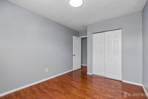 577 Berlant Avenue Roselle NJ 07203