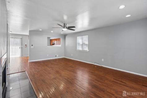 577 Berlant Avenue Roselle NJ 07203