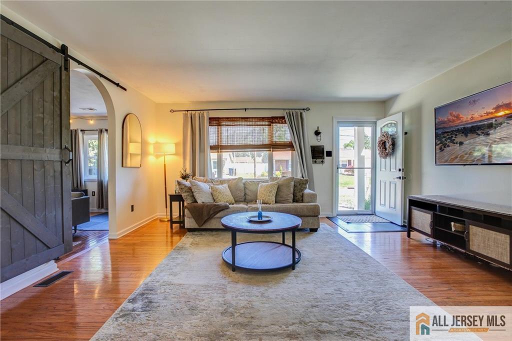 10 Norwood Avenue Monroe NJ 08831