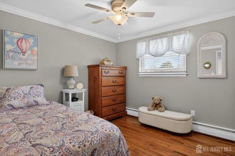 1391 Mohawk Road North Brunswick NJ 08902
