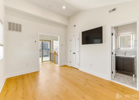 6709 Atlantic Avenue Ventnor NJ 08406