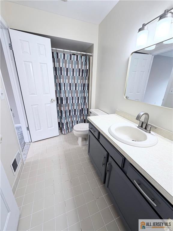 86 Wilton Avenue NE Middlesex NJ 08846