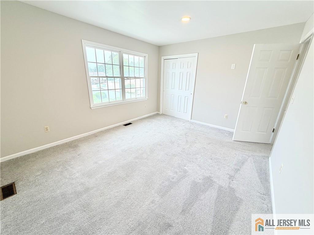 86 Wilton Avenue NE Middlesex NJ 08846