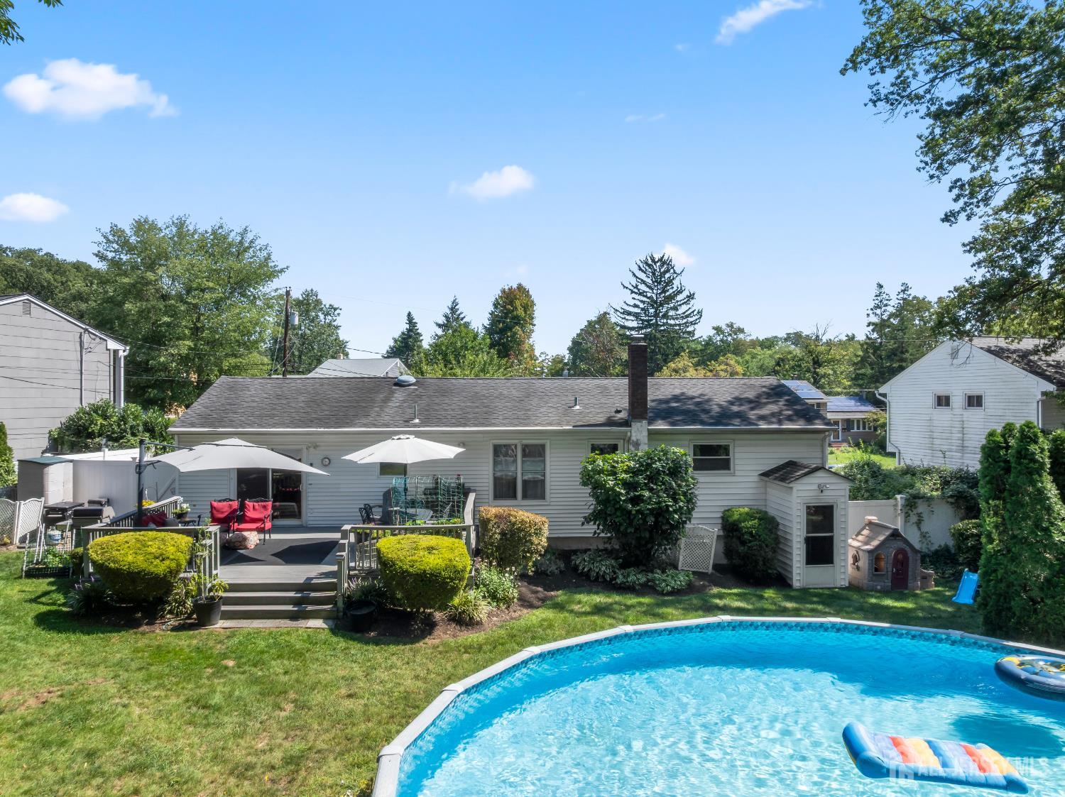 28 Bradford Road E East Brunswick NJ 08816
