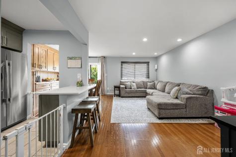 20 Arrowsmith Court Old Bridge NJ 07747