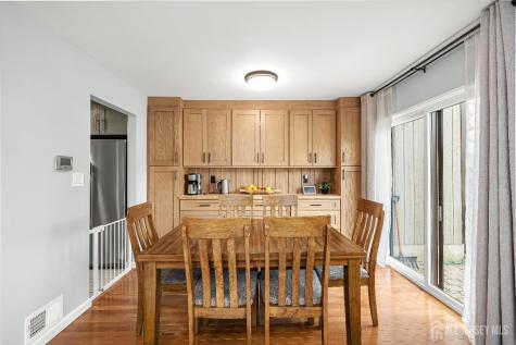 20 Arrowsmith Court Old Bridge NJ 07747
