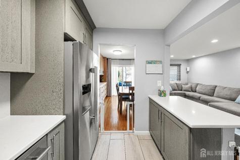 20 Arrowsmith Court Old Bridge NJ 07747