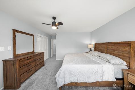 20 Arrowsmith Court Old Bridge NJ 07747