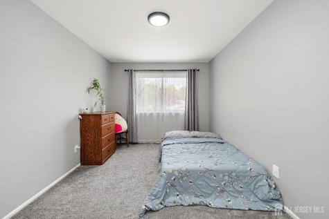 20 Arrowsmith Court Old Bridge NJ 07747