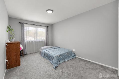 20 Arrowsmith Court Old Bridge NJ 07747