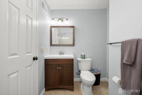 20 Arrowsmith Court Old Bridge NJ 07747