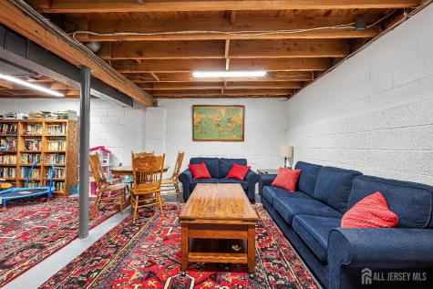 20 Arrowsmith Court Old Bridge NJ 07747