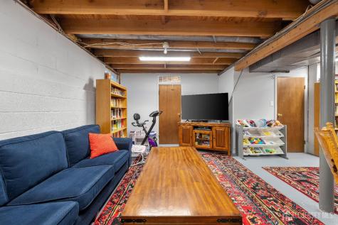 20 Arrowsmith Court Old Bridge NJ 07747