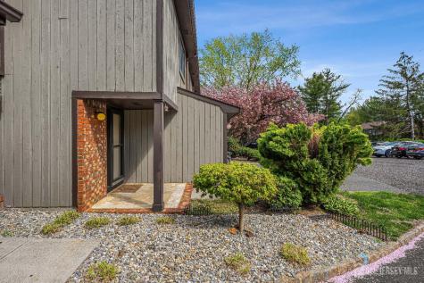 20 Arrowsmith Court Old Bridge NJ 07747