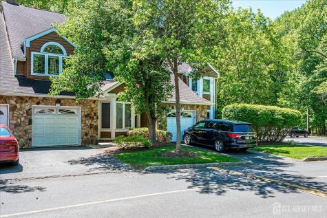 36 Ravenswood Court Edison NJ 08820