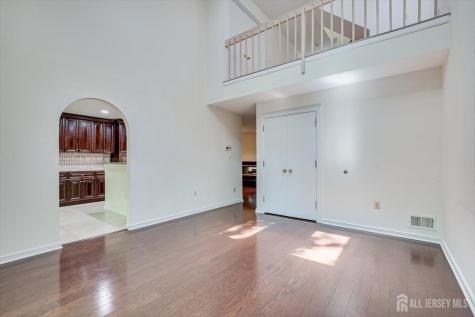 36 Ravenswood Court Edison NJ 08820