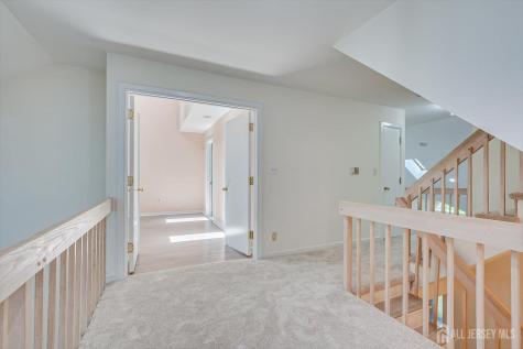 36 Ravenswood Court Edison NJ 08820