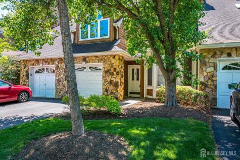 36 Ravenswood Court Edison NJ 08820