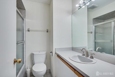 36 Ravenswood Court Edison NJ 08820