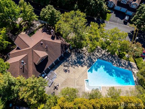 36 Ravenswood Court Edison NJ 08820