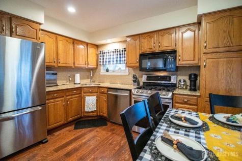 31 Hillsdale Road East Brunswick NJ 08816
