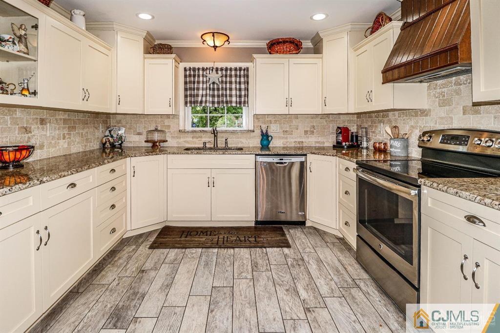 2 Agress Road Millstone NJ 08535