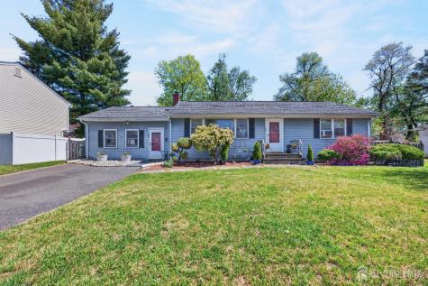 126 Jay Place Middlesex NJ 08846