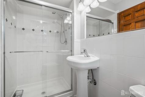 40 Independence Drive East Brunswick NJ 08816