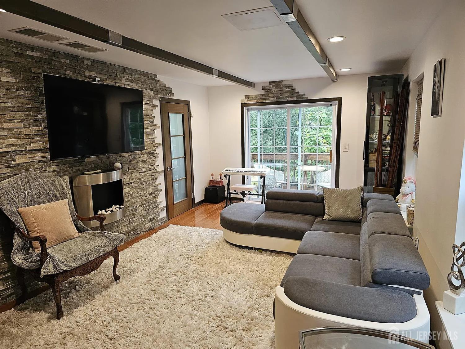 10 Russell Court Old Bridge NJ 07747
