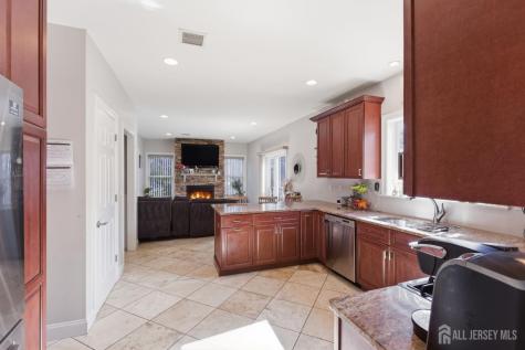 34 Tobyhanna Trail Hopatcong NJ 07843
