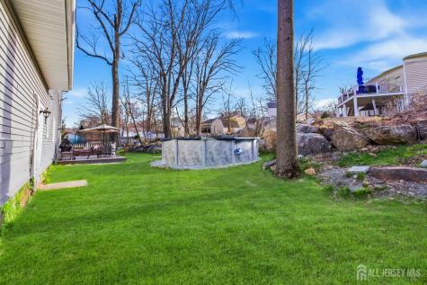 34 Tobyhanna Trail Hopatcong NJ 07843