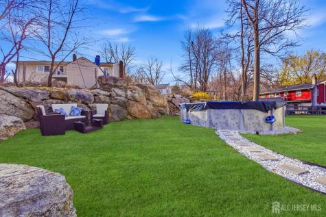 34 Tobyhanna Trail Hopatcong NJ 07843