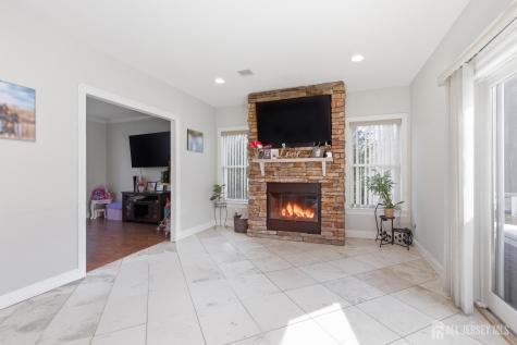 34 Tobyhanna Trail Hopatcong NJ 07843
