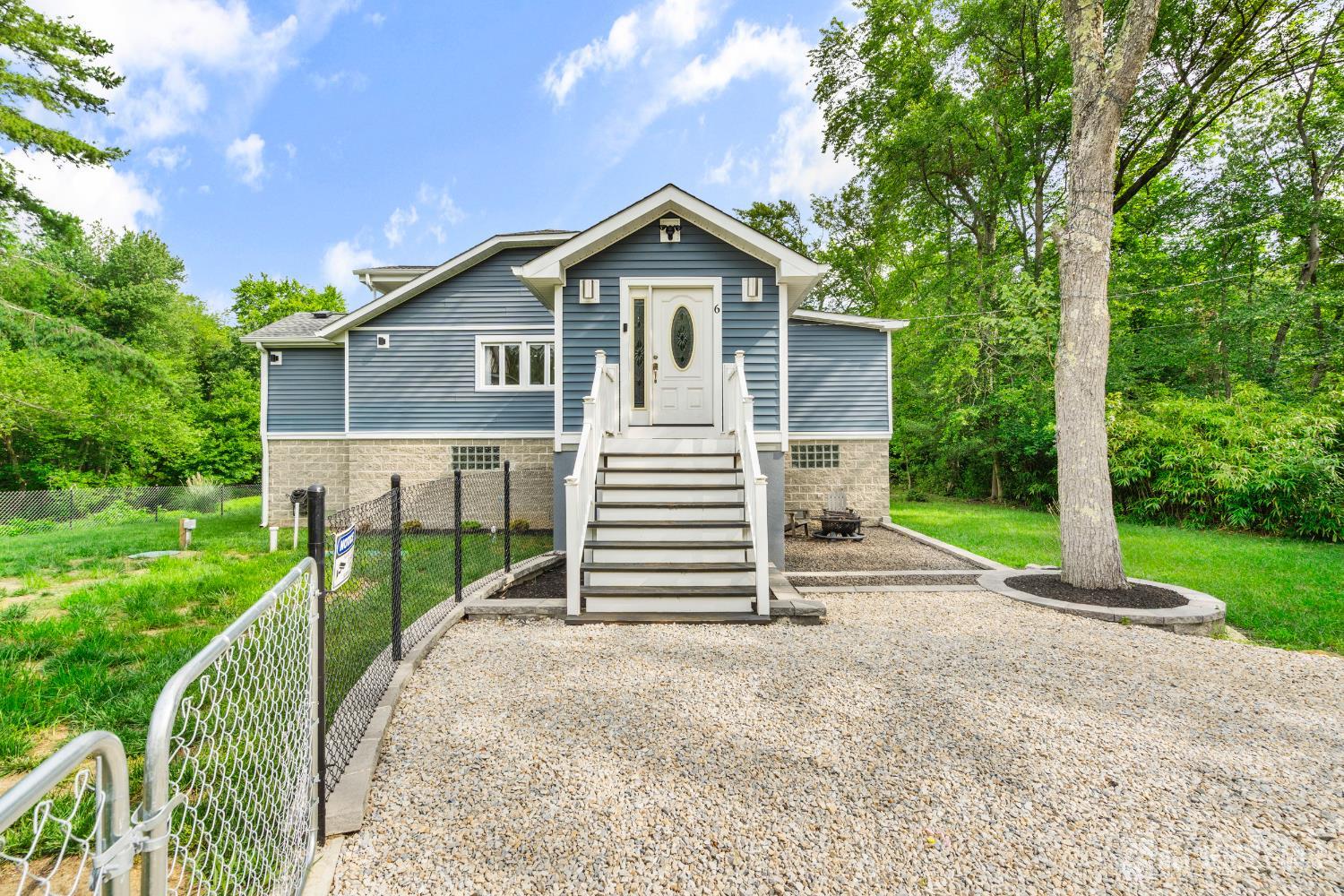 6 Kates Mount Holly NJ 08060