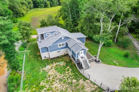 6 Kates Mount Holly NJ 08060