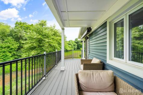 6 Kates Mount Holly NJ 08060