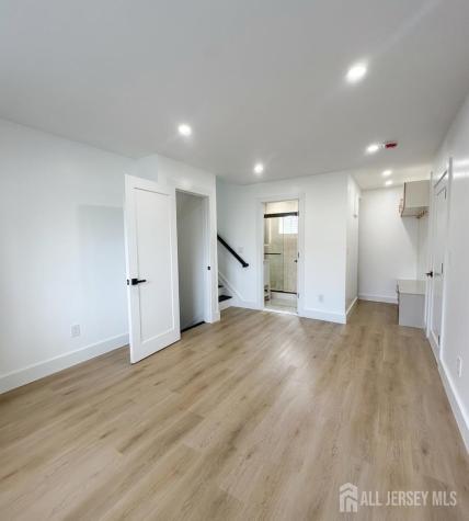 141 Lund Avenue Edison NJ 08820