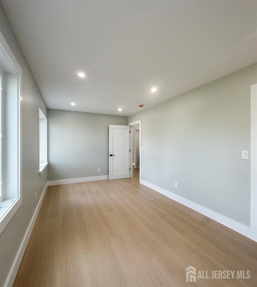 141 Lund Avenue Edison NJ 08820