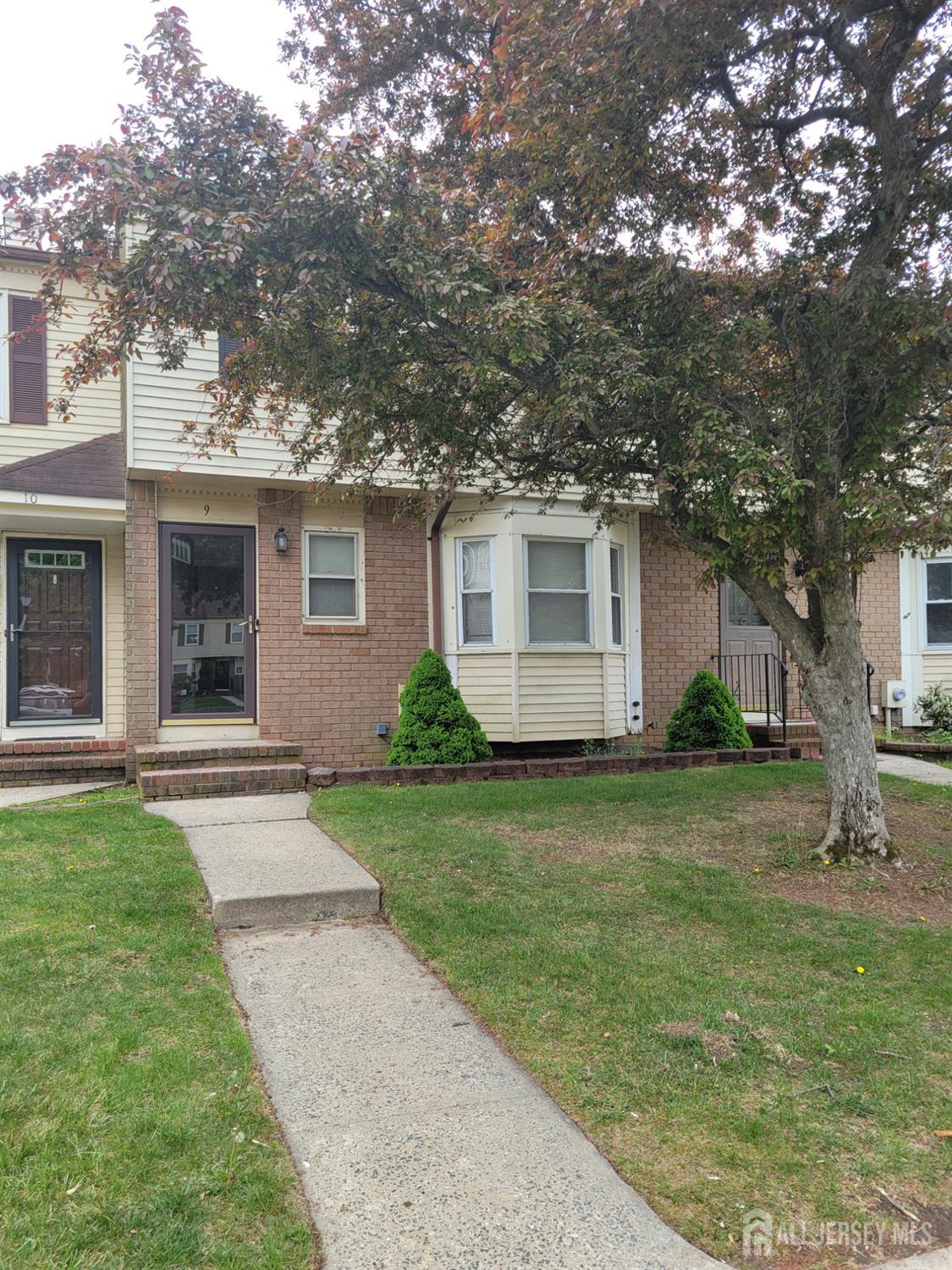 9 Fern Court Sayreville NJ 08872