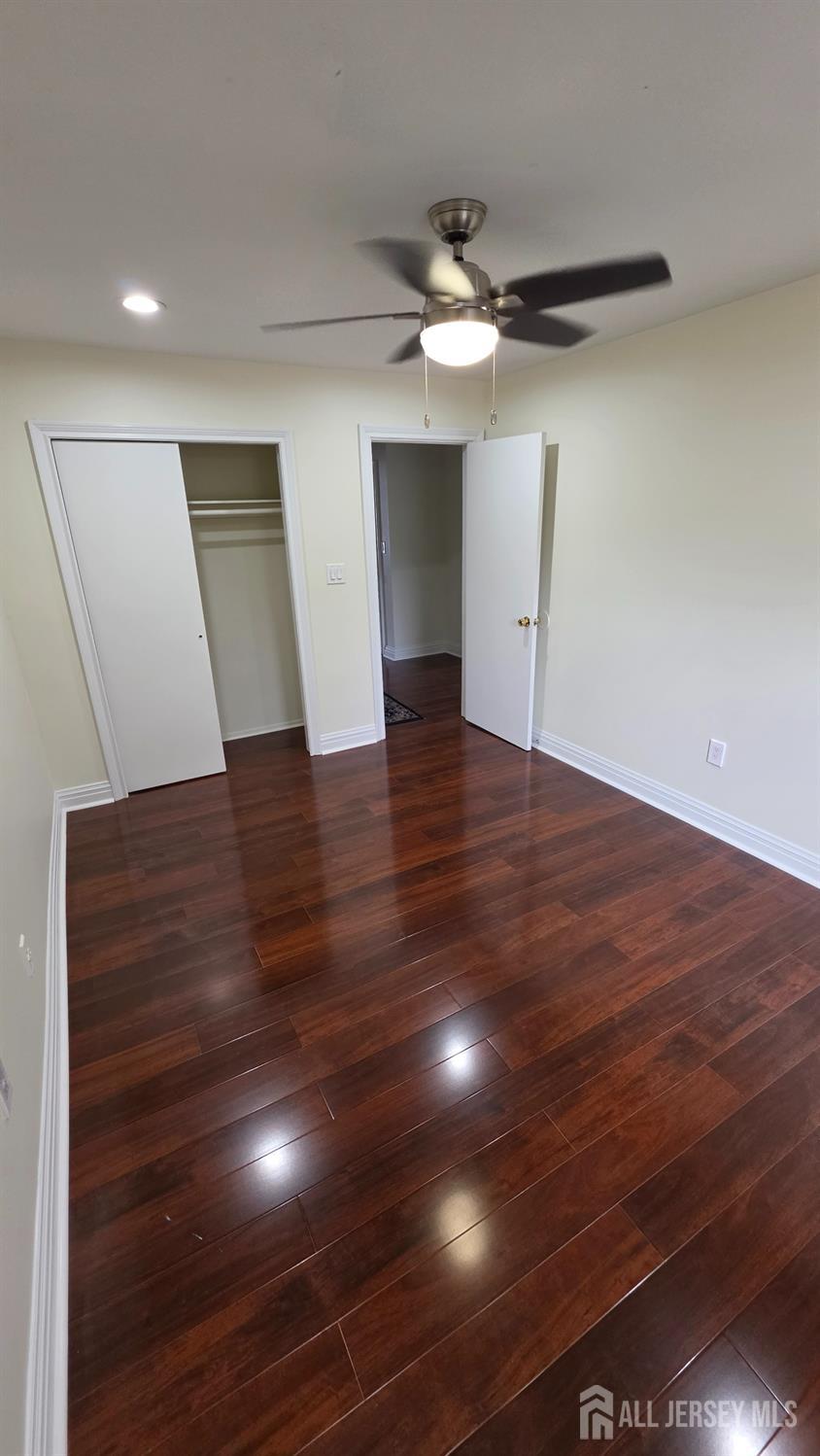 9 Fern Court Sayreville NJ 08872