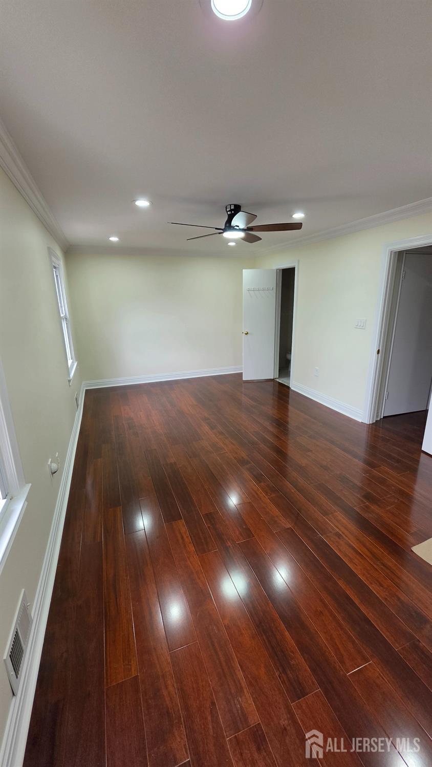 9 Fern Court Sayreville NJ 08872