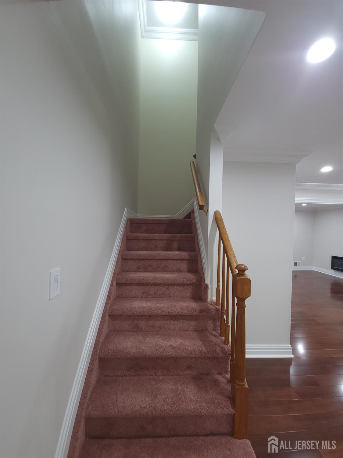 9 Fern Court Sayreville NJ 08872