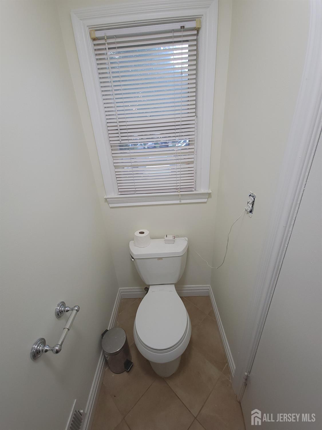 9 Fern Court Sayreville NJ 08872